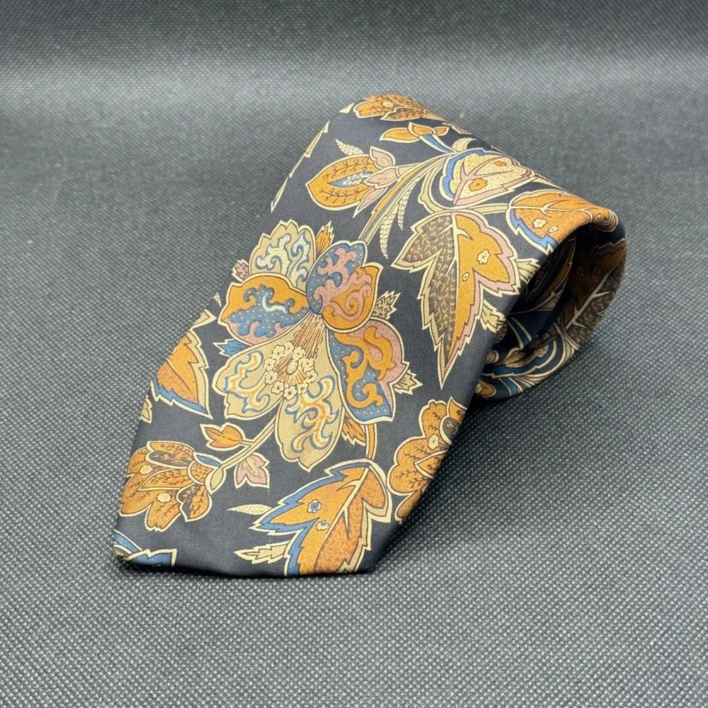 Vintage 1990s Caumont Botanical Fall Silk Tie 3.75